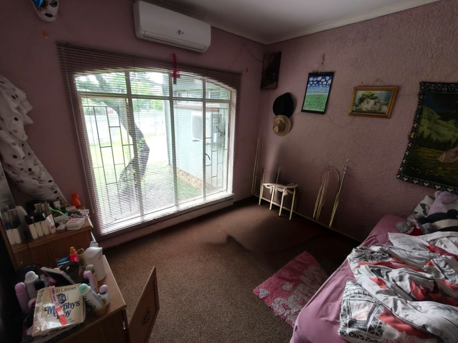 4 Bedroom Property for Sale in Safari Gardens North West